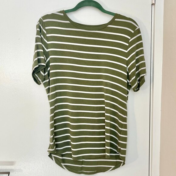 Old Navy Luxe Tees - Lot of 6 - Size M - GUC - Picture 2 of 13